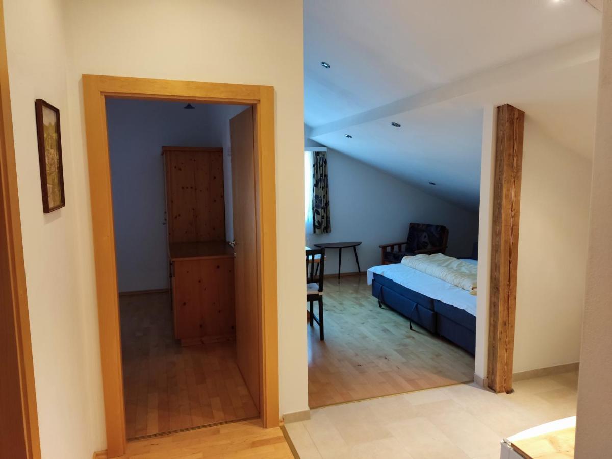 ライト・イム・アルプバッハタール Haus Luziaゲストハウス エクステリア 写真